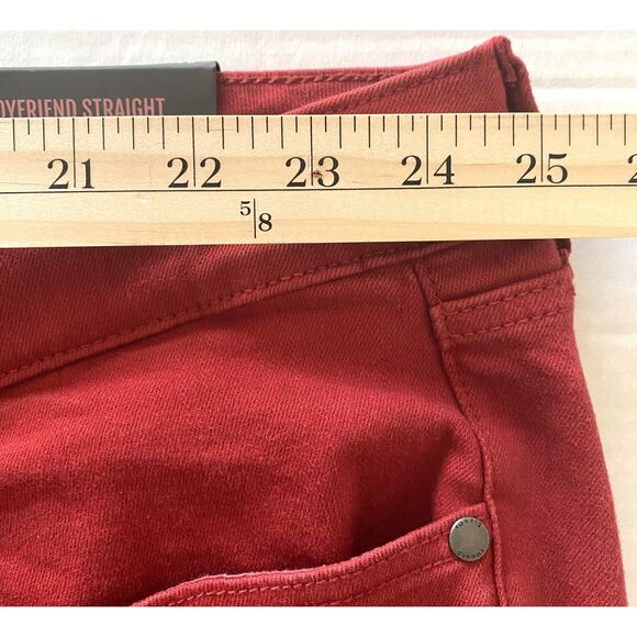 NWT Torrid Boyfriend Straight Vintage Stretch Mid Rise Denim Jeans Red Sz 28R - Picture 5 of 13